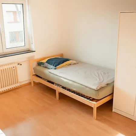 Homestay szállás N4 Centrally Located 3-room With Balcony Or Individual