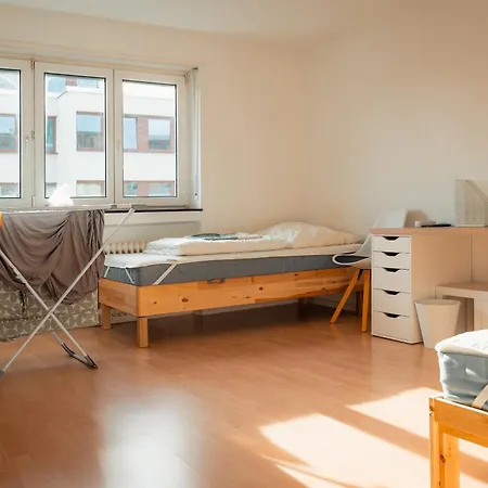 N4 Centrally Located 3-room With Balcony Or Individual Homestay szállás