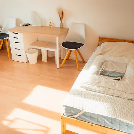 N4 Centrally Located 3-room With Balcony Or Individual Homestay Karlsruhe